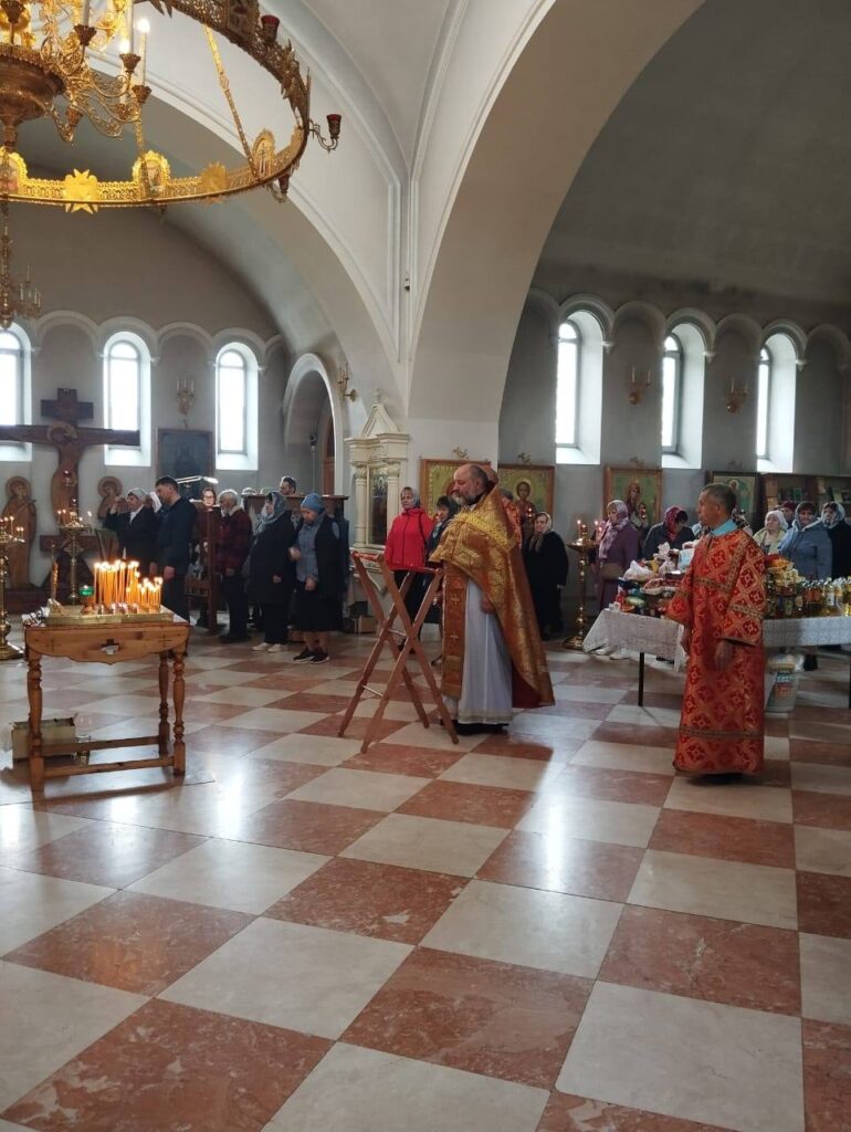 Михайло-Архангельский храм село Константиново